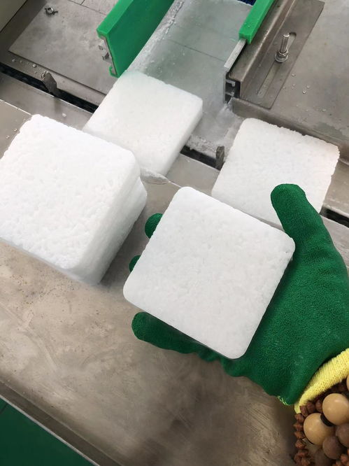 青岛干冰公司配送 食品级粉末 块状5公斤 颗粒状柱状干冰厂电话 干冰机器厂家 青岛冰块